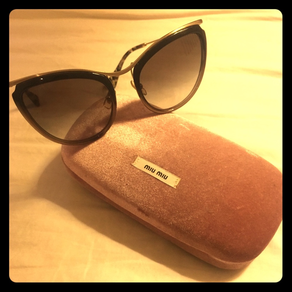 Authentic Miu Miu Cat Eye Sunglasses With Case - image 1
